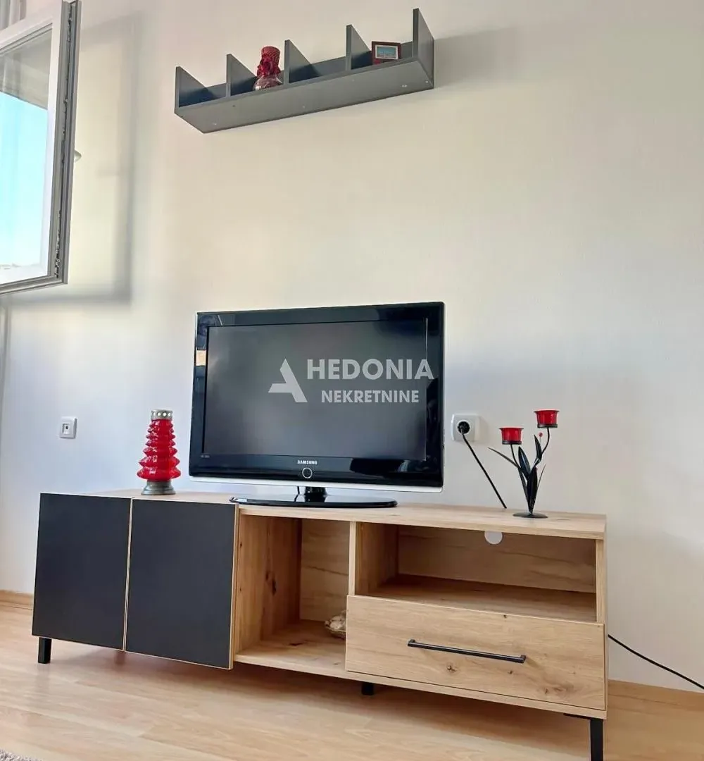 Izdavanje, dvosoban stan, 54m², Banovo Brdo, Beograd