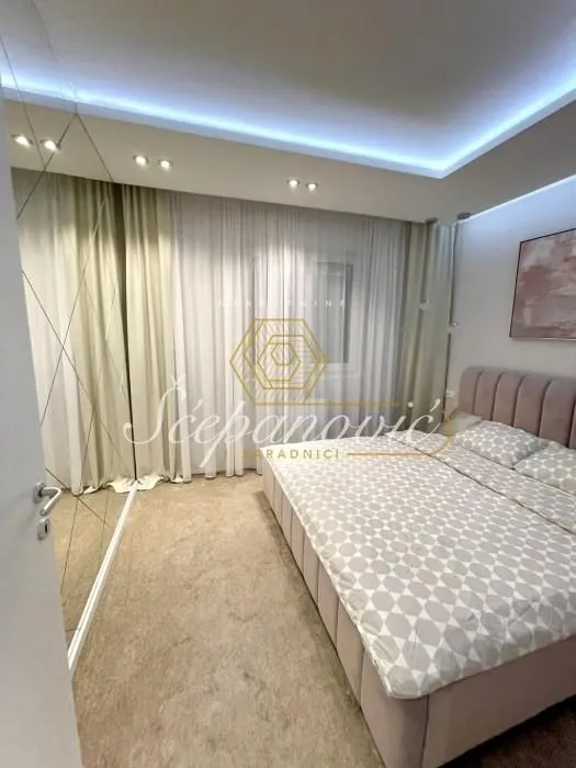 Izdavanje, stan, 69m², Bulevar Evrope, Novi Sad Sve Podlokacije