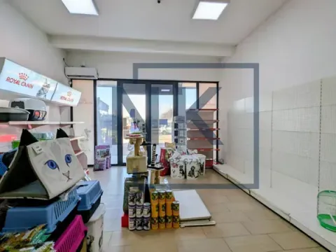 Rent, office space, 80m², Stari Aerodrom, Podgorica - image 3