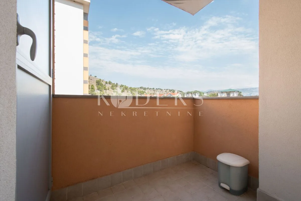Izdavanje, jednosoban stan, 42m², City Kej, Podgorica