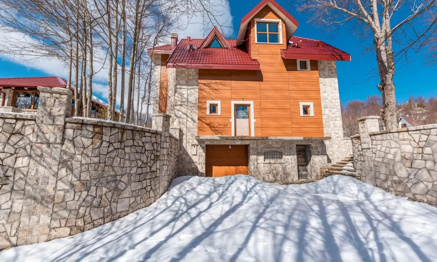 Prodaja, kuća, 402m², Ivanova Korita, Cetinje