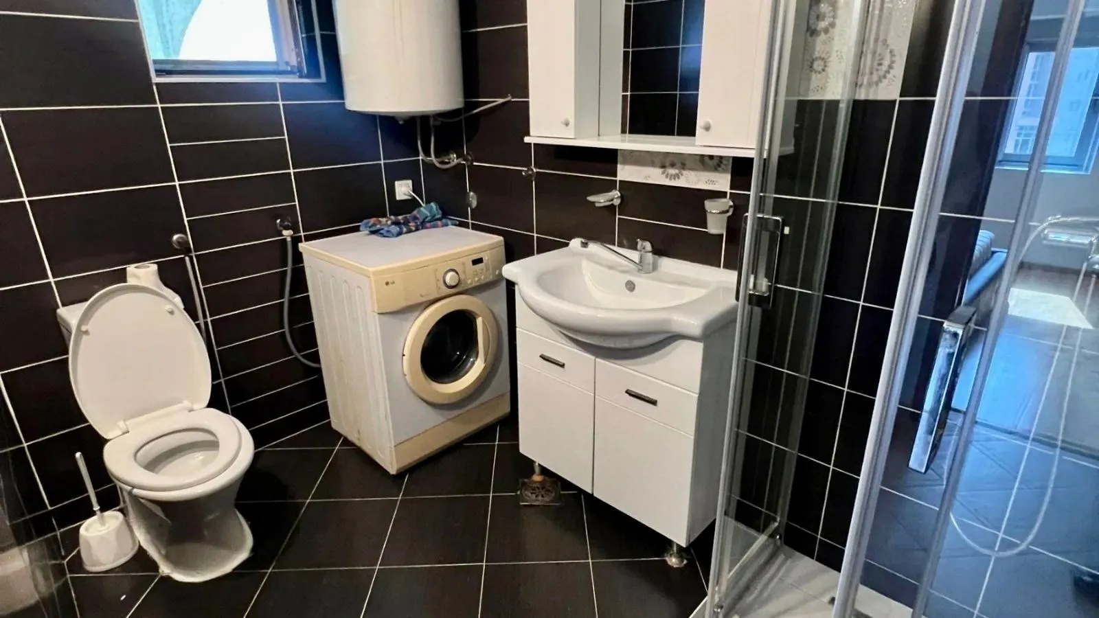 Rent, two bedroom apartment, 75m², Centar, Bar
