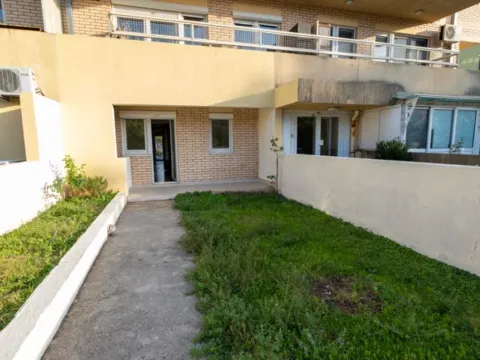 Prodaja, dvosoban stan, 65m², Podgorica, Crna Gora - image 16