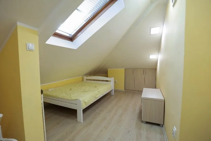 Rent, three bedroom apartment, 60m², Brace Jerković, Voždovac Sve Podlokacije