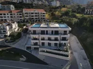 Sale, three bedroom apartment, 187m², Dobrota, Kotor - image 9