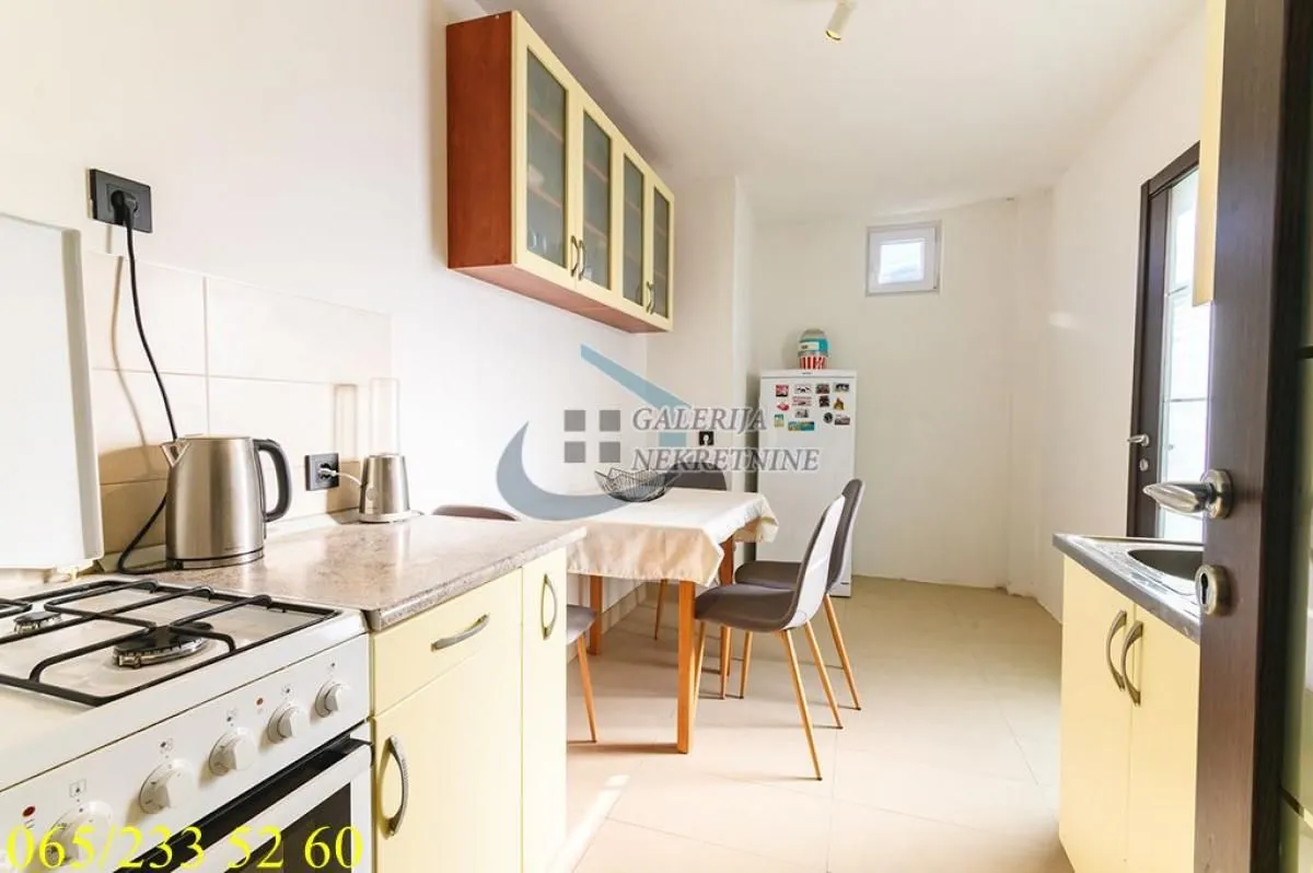 Prodaja, trosoban stan, 68m², Stari Grad, Beograd