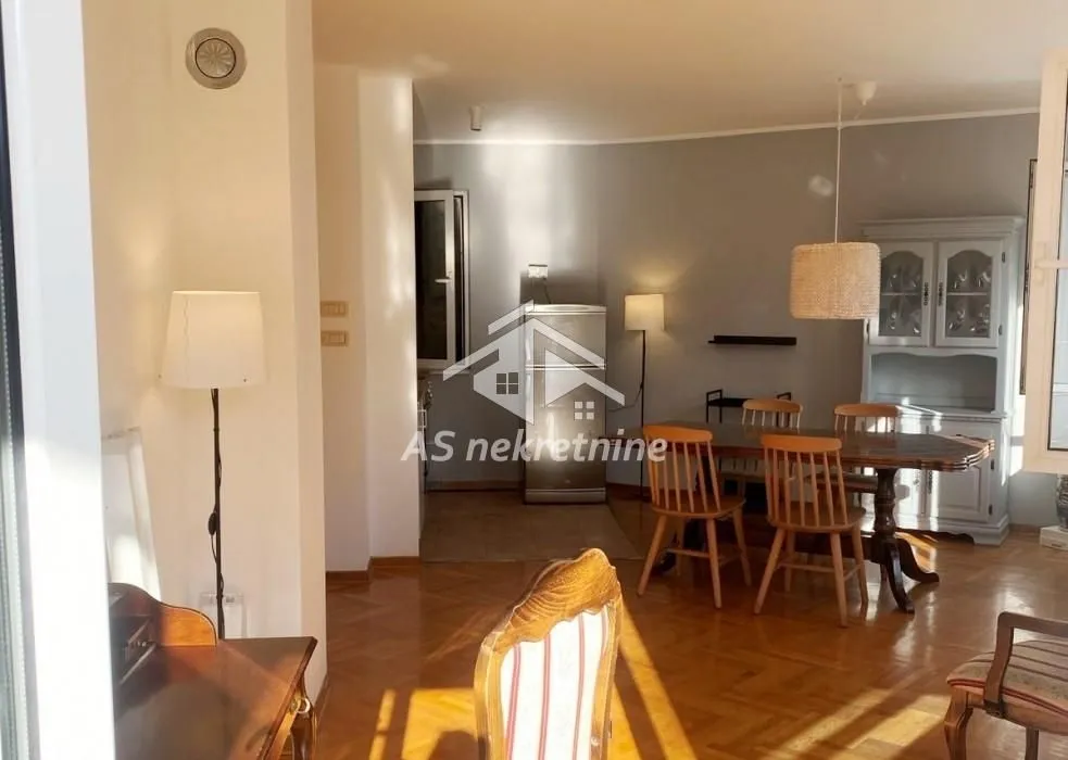 Rent, two bedroom apartment, 54m², Stari Grad, Beograd