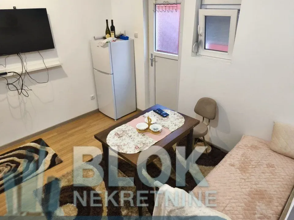 Rent, one bedroom apartment, 28m², Blok 9, Podgorica