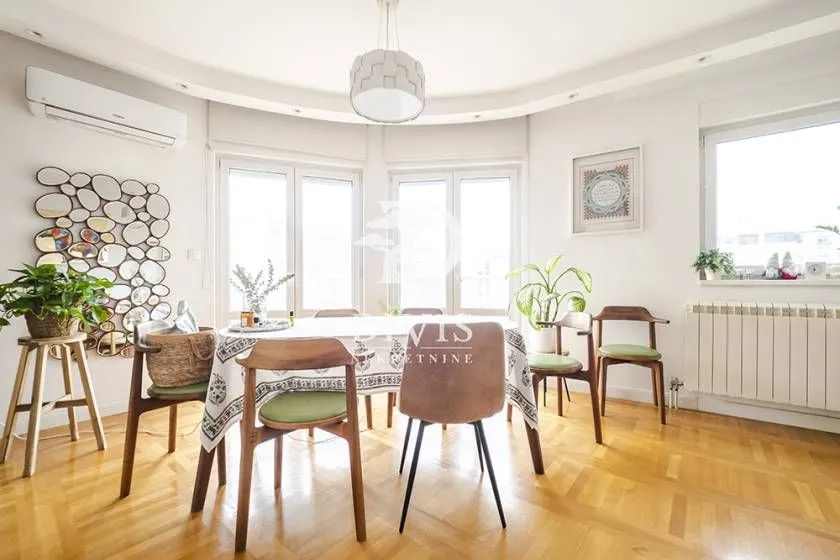Sale, three bedroom apartment, 87m², Vračar Sve Podlokacije, Beograd