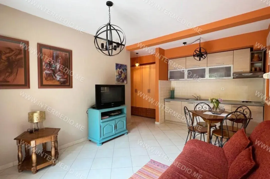 Prodaja, jednosoban stan, 49m², Topla, Herceg Novi