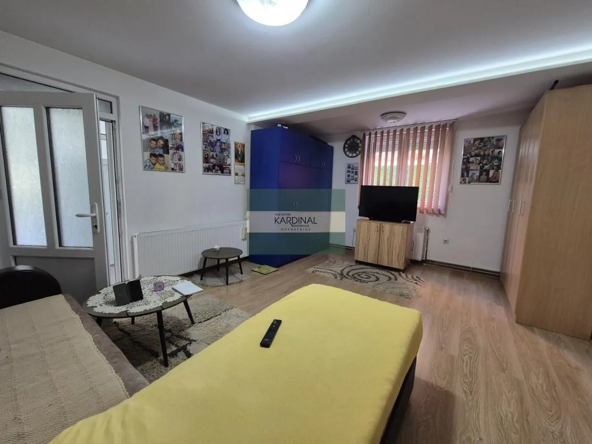 Sale, house, 181m², Kajsijar, Jagodina