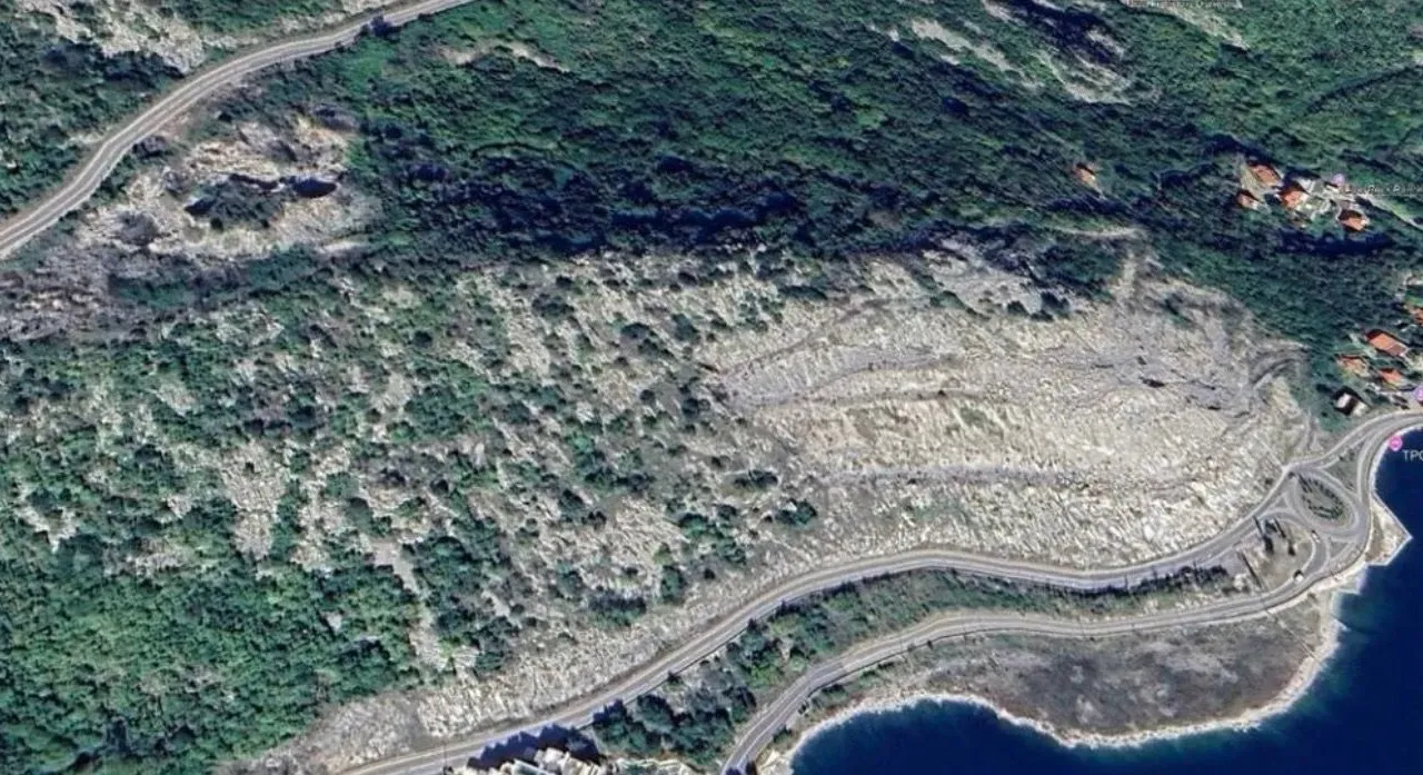 Sale, land lot, 17235m², Strp, Kotor