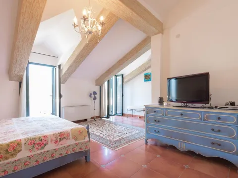 Sale, house, 365m², Dobrota, Kotor - image 17