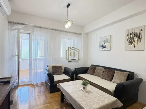 Rent, two bedroom apartment, 60m², City Kvart, Podgorica - image 3