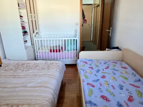 Prodaja, jednosoban stan, 45m², Stari Aerodrom, Podgorica - image 12