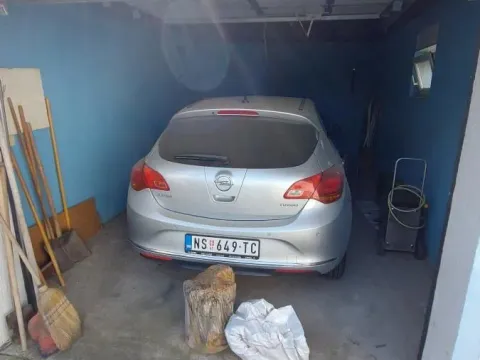 Prodaja, kuća, 340m², Veternik, Novi Sad Sve Podlokacije - image 19