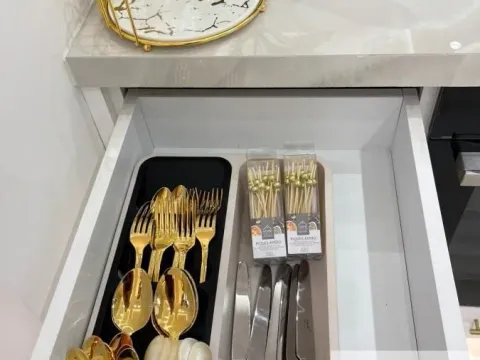 Prodaja, četvorosoban stan, 175m², Savski Venac, Beograd - image 14