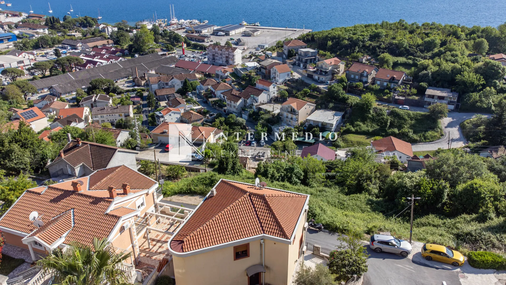 Prodaja, kuća, 227m², Zelenika, Herceg Novi