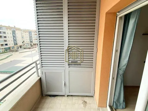 Izdavanje, jednosoban stan, 68m², City Kvart, Podgorica - image 2