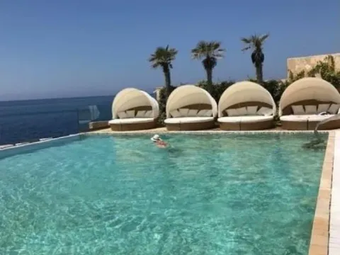 Prodaja, dvosoban stan, 87m², Dobre Vode, Bar - image 11