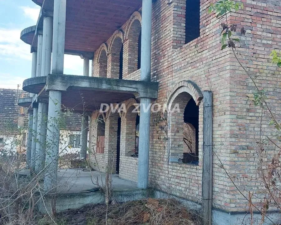 Sale, house, 240m², Bečej, Novi Sad