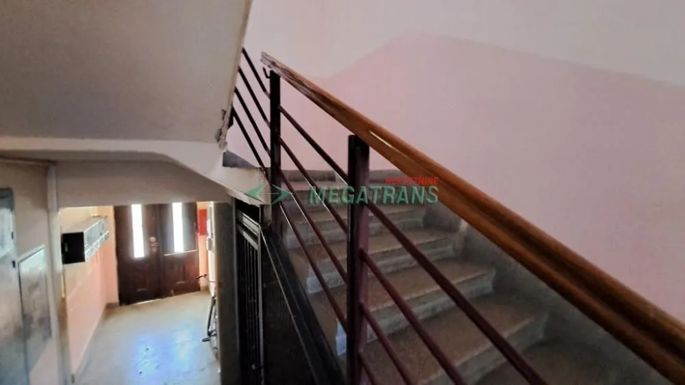 Izdavanje, trosoban stan, 80m², Centar, Novi Sad