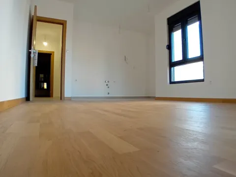 Prodaja, dvosoban stan, 65m², Tološi, Podgorica - image 2