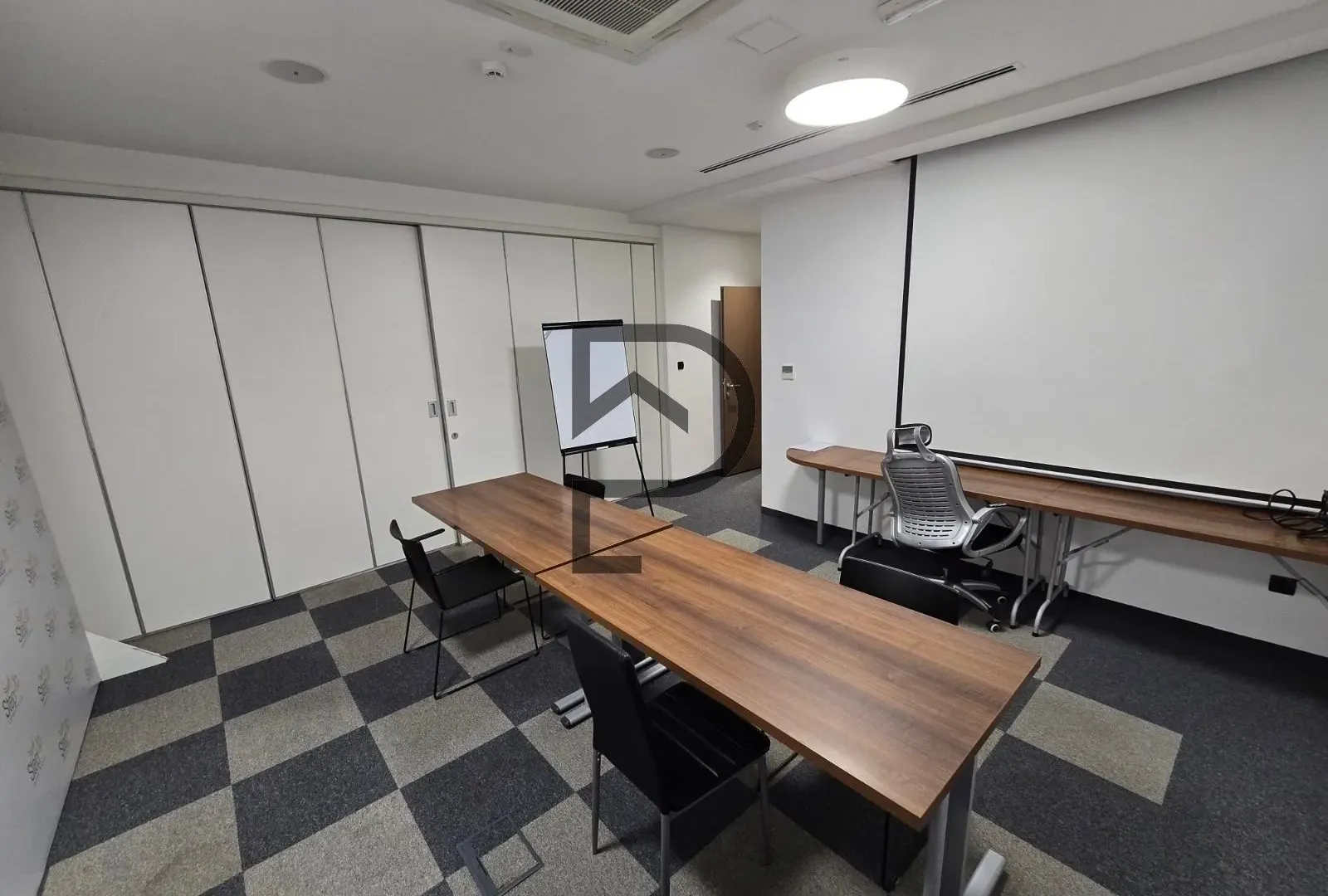 Sale, office space, 376m², Dalmatinska ulica, Podgorica