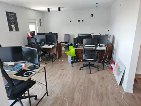 Sale, house, 232m², Crveni Krst, Niš - image 11