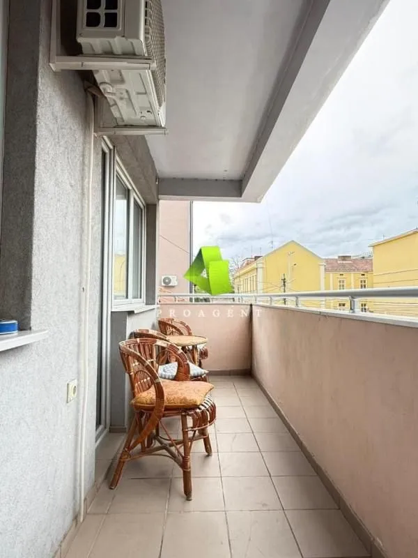 Rent, four bedroom apartment, 115m², Medijana, Niš