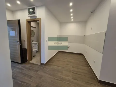 Prodaja, trosoban stan, 77m², Vašarište, Jagodina - image 7