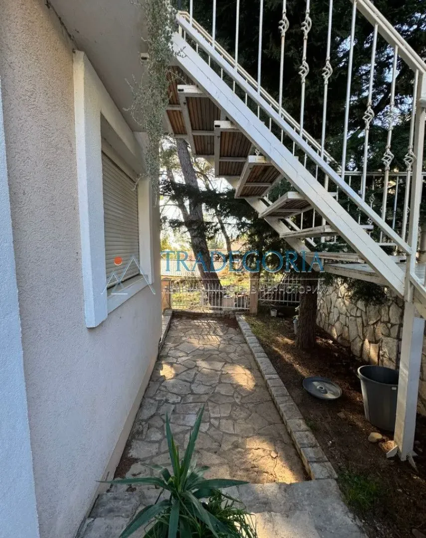 Prodaja, kuća, 302m², Bar, Crna Gora