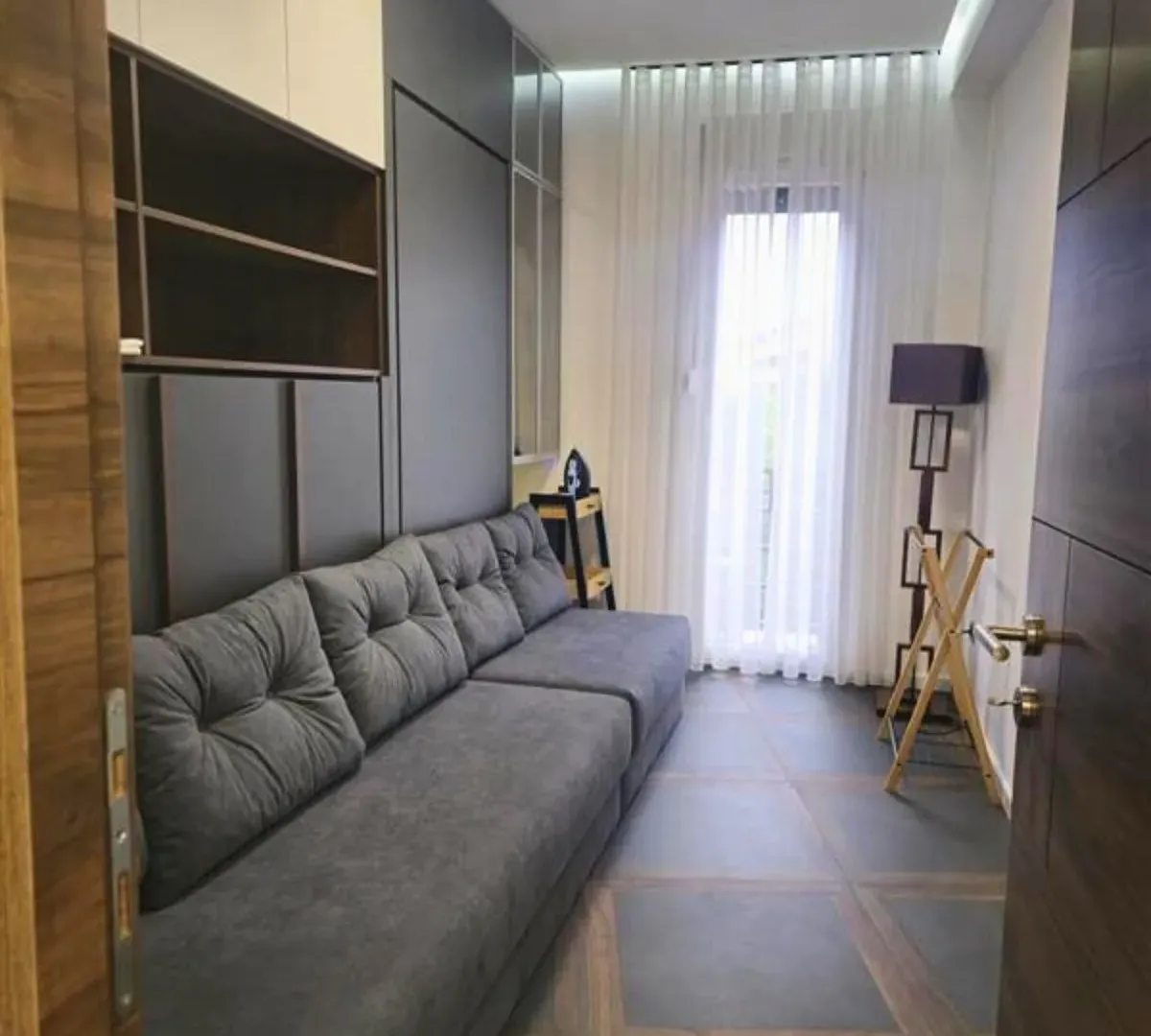 Rent, four bedroom apartment, 98m², Vračar Sve Podlokacije, Beograd