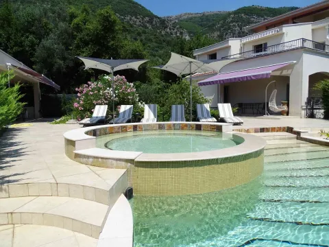 Prodaja, kuća, 466m², Mažina, Tivat - image 11