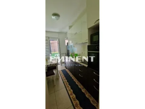 Izdavanje, trosoban stan, 65m², Južni Bulevar, Vračar Sve Podlokacije - image 2