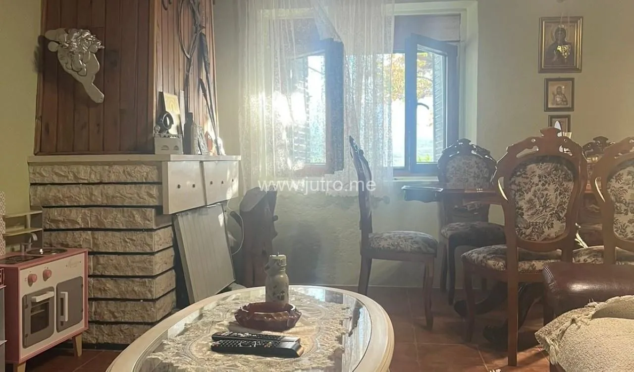 Prodaja, kuća, 66m², Danilovgrad, Crna Gora