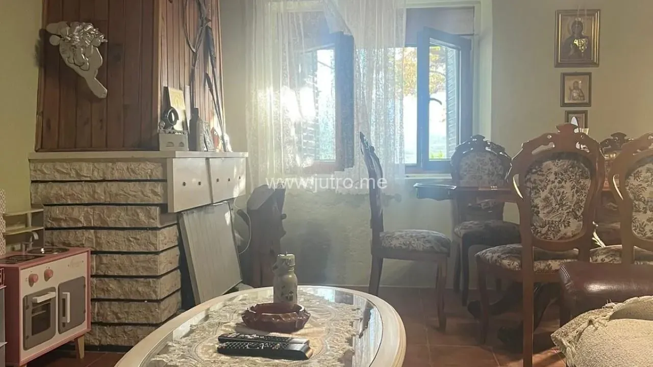 Sale, house, 66m², Danilovgrad, Crna Gora