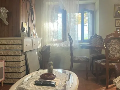 Prodaja, kuća, 66m², Danilovgrad, Crna Gora - image 1