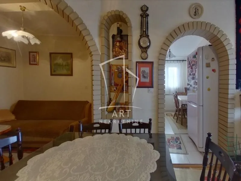 Sale, four bedroom apartment, 79m², Severni Bulevar, Zvezdara Sve Podlokacije