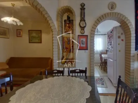 Prodaja, četvorosoban stan, 79m², Severni Bulevar, Zvezdara Sve Podlokacije - image 19