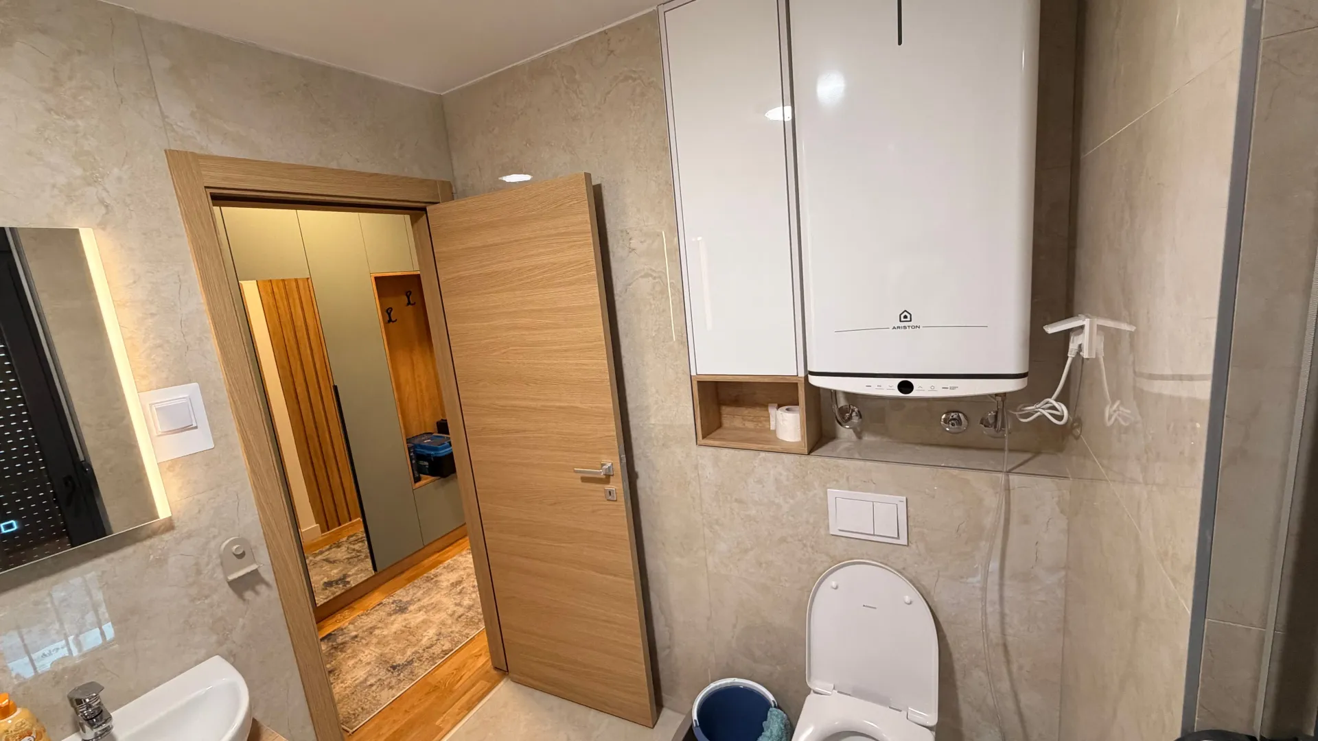 Izdavanje, jednosoban stan, 40m², Centar, Cetinje