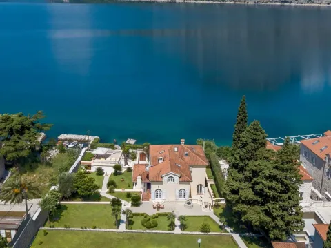 Sale, house, 409m², Ljuta, Kotor - image 1