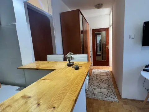 Rent, one bedroom apartment, 35m², Stari Aerodrom, Podgorica - image 4