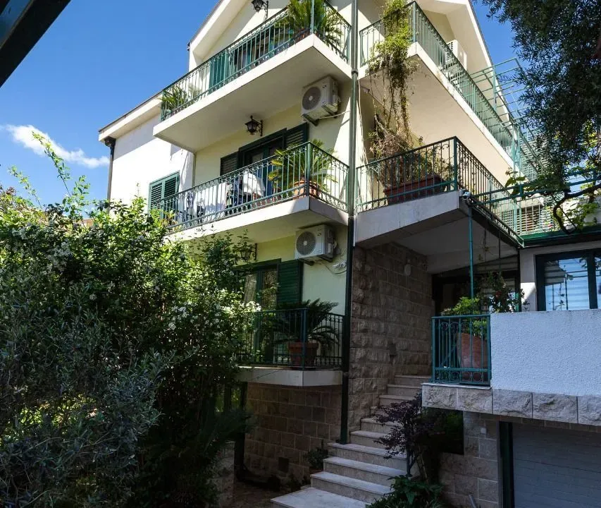 Prodaja, kuća, 285m², Budva, Crna Gora