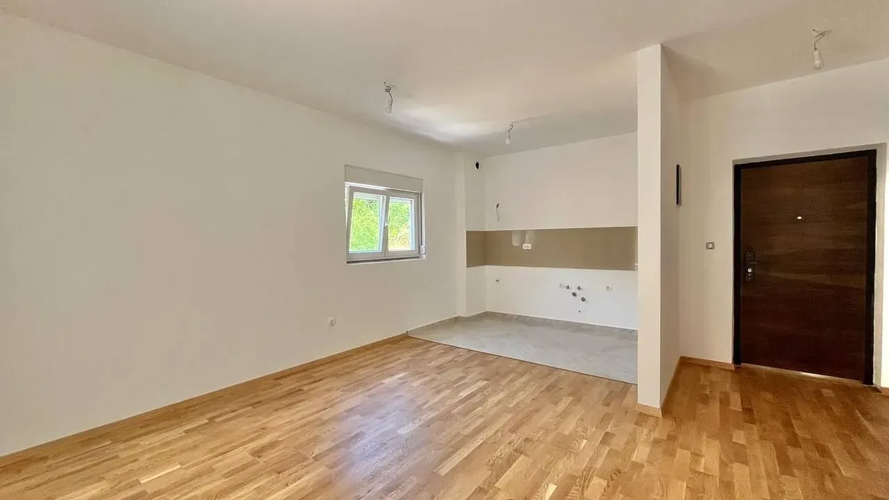 Sale, one bedroom apartment, 43m², Bečići, Budva