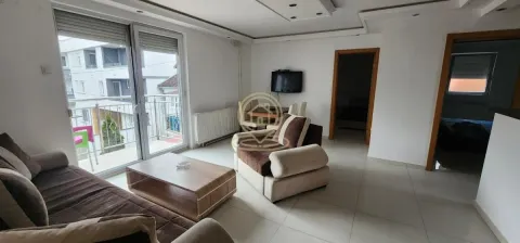 Izdavanje, dvosoban stan, 55m², Blok 8, Petrovaradin - image 2