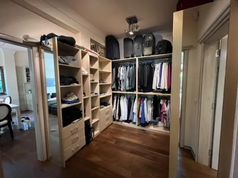 Rent, apartment, 220m², Savski Venac, Beograd - image 10