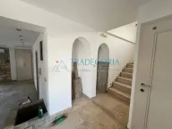 Prodaja, kuća, 337m², Bečići, Budva - image 9