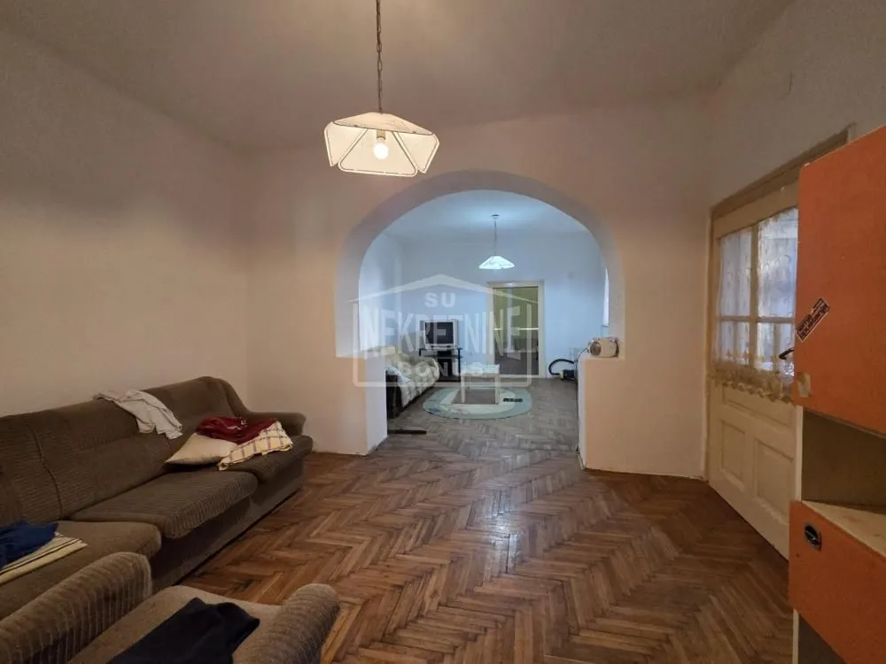 Prodaja, kuća, 250m², Bajmok, Subotica