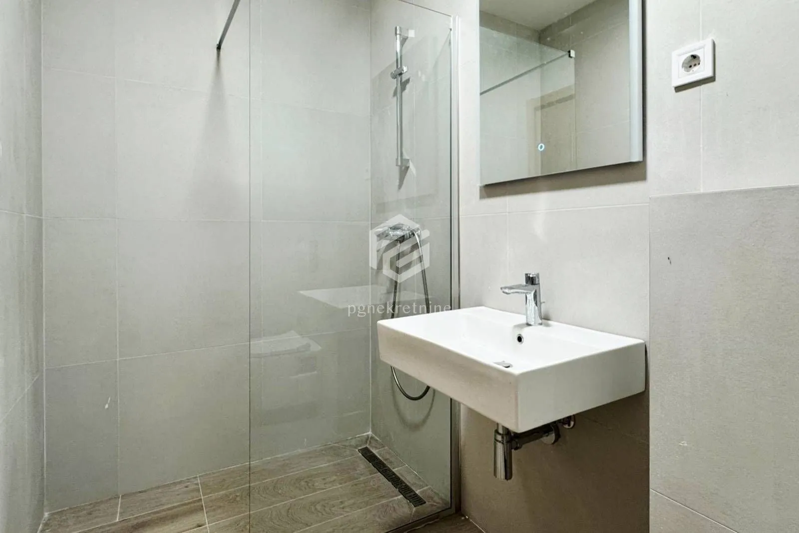 Prodaja, dvosoban stan, 53m², Zabjelo, Podgorica